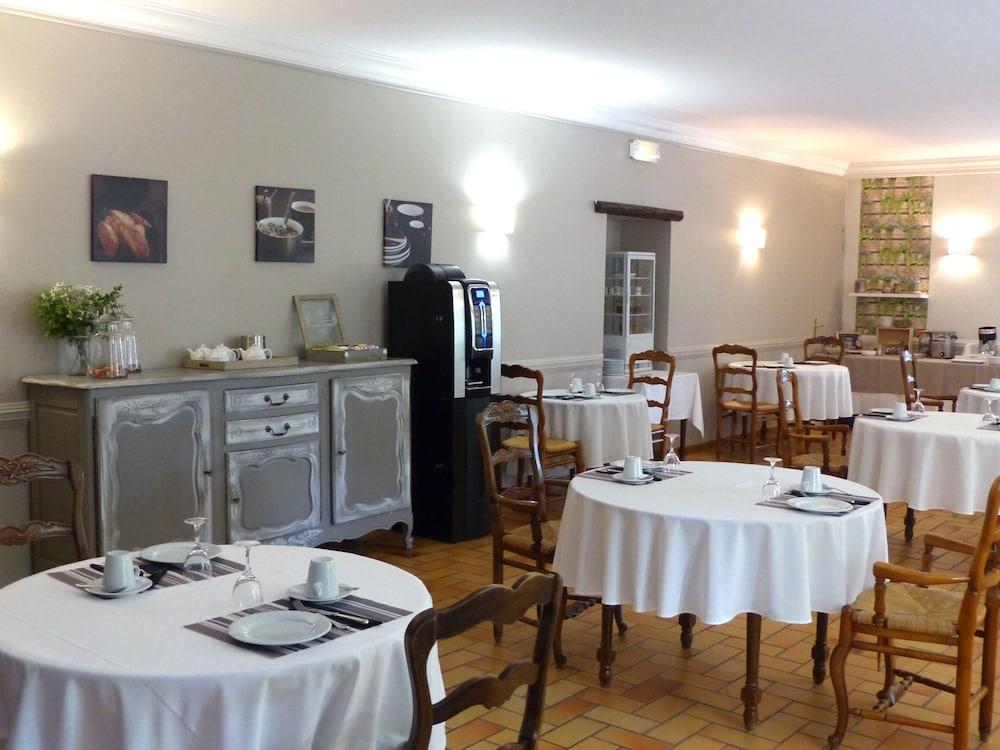 Logis Hotel Restaurant La Sommellerie Chateauneuf-du-Pape Exterior photo